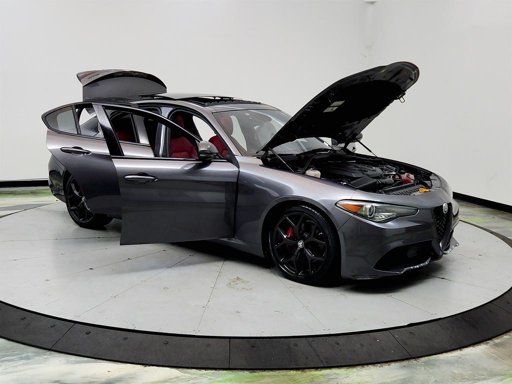 2019 Alfa Romeo Giulia - $14,995