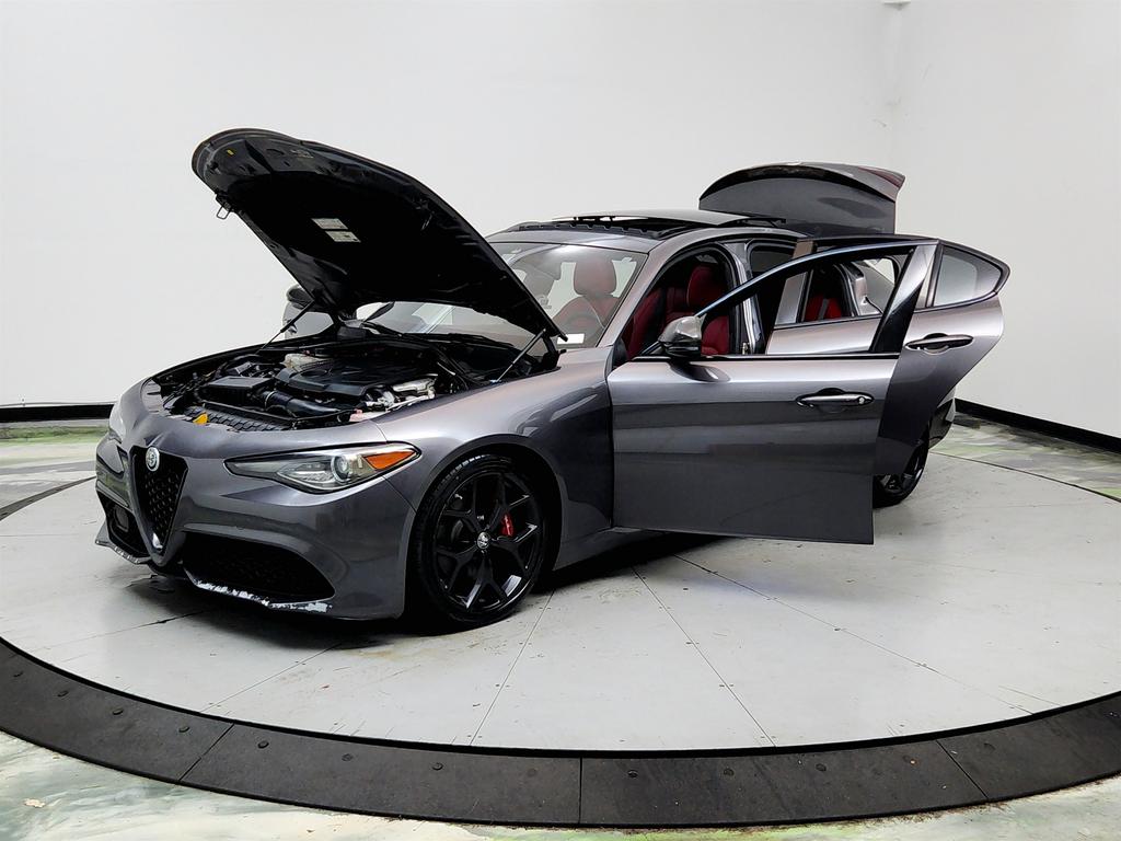 2019 Alfa Romeo Giulia - $14,995