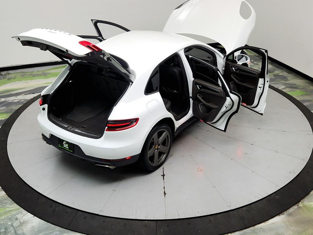 2018 Porsche Macan - $16,995
