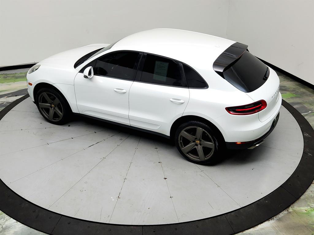 2018 Porsche Macan - $16,995