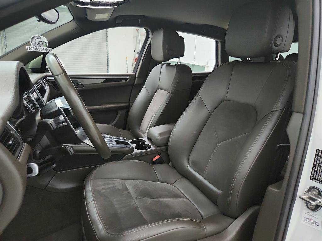 2018 Porsche Macan - $16,995