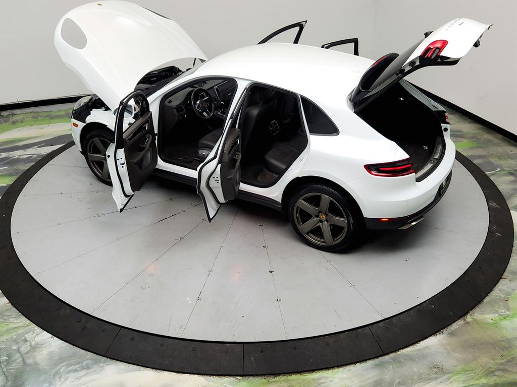 2018 Porsche Macan - $16,995