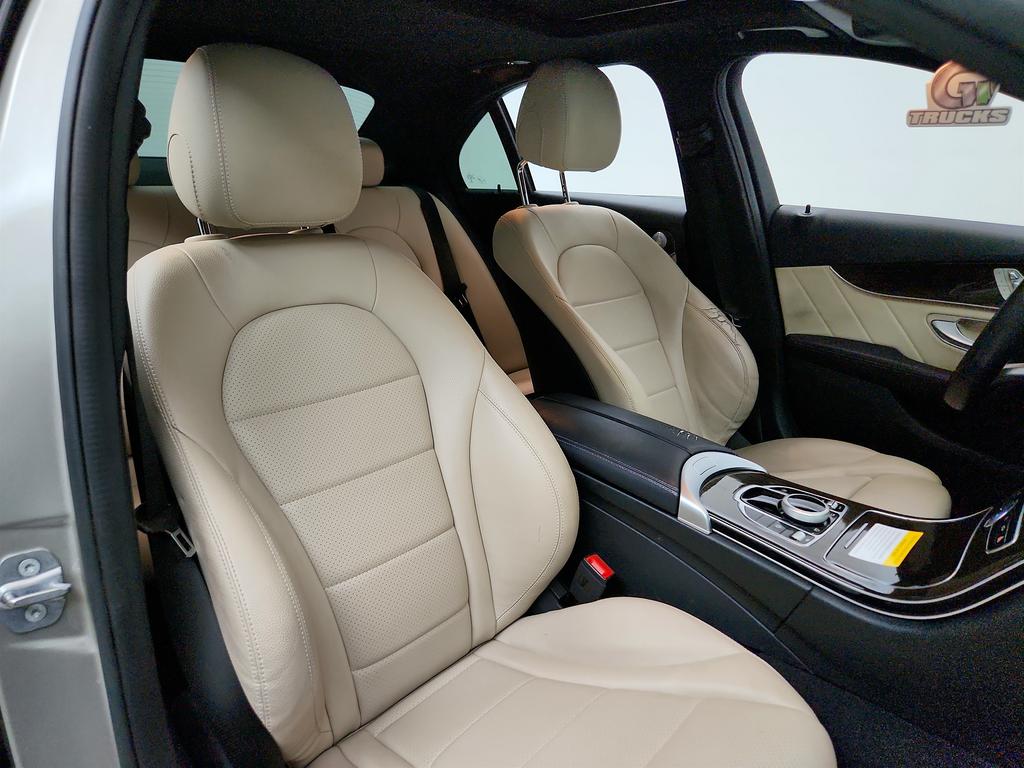 2019 Mercedes-Benz C-Class - $15,950