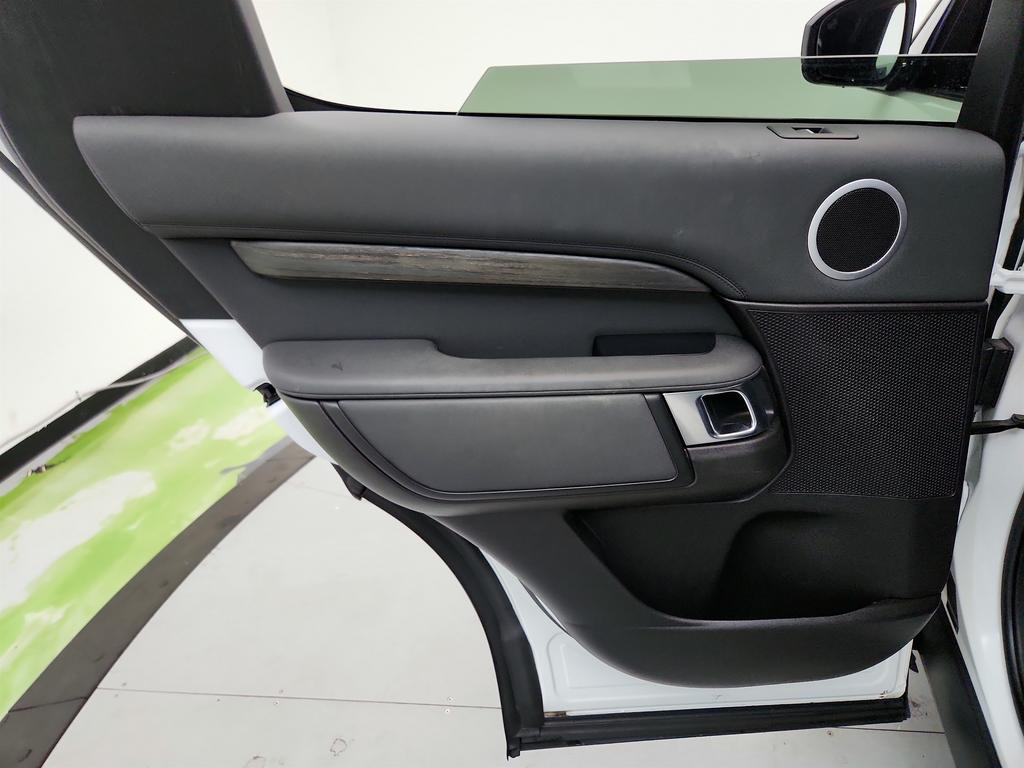 2018 Land Rover Discovery