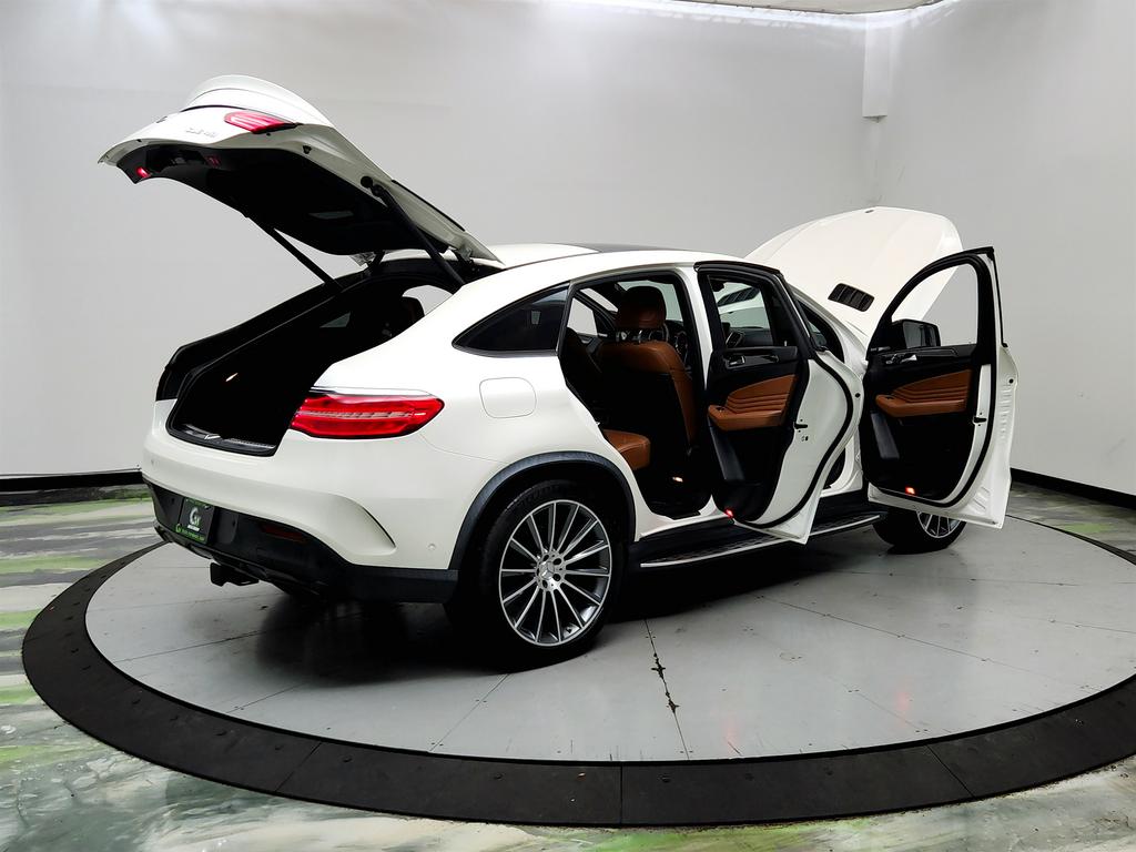 2019 Mercedes-Benz E-Class - $28,495