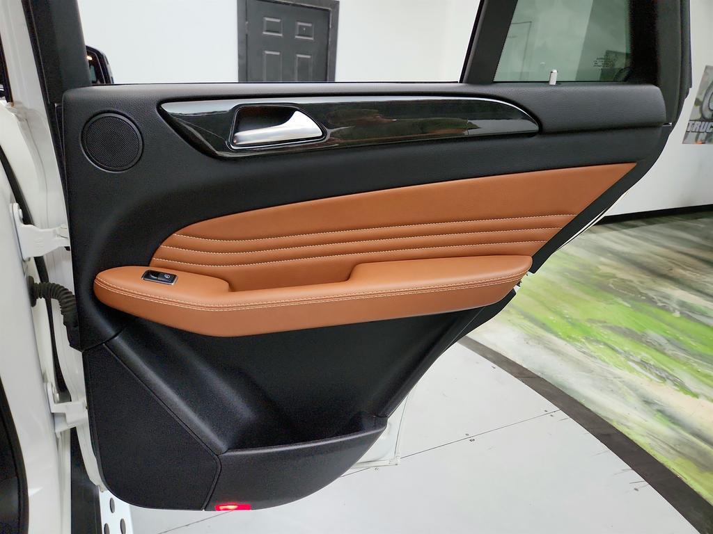 2019 Mercedes-Benz E-Class - $28,495