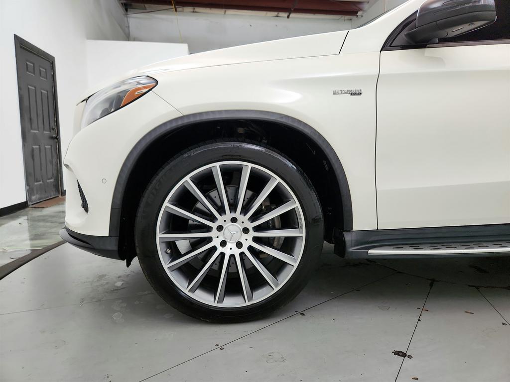 2019 Mercedes-Benz E-Class - $28,495
