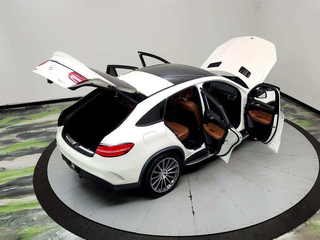 2019 Mercedes-Benz E-Class - $28,495
