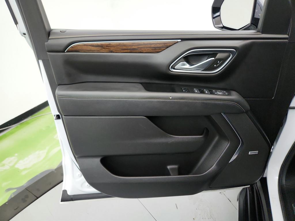 2023 Chevrolet Tahoe - $38,495