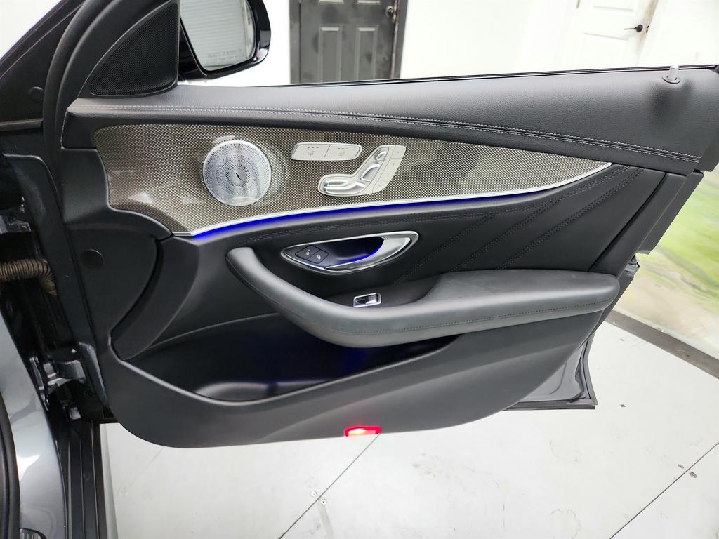 2017 Mercedes-Benz E-Class - $19,950