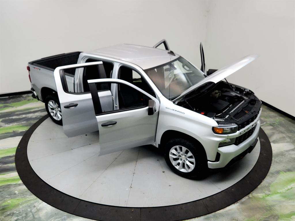 2020 Chevrolet Silverado - $18,695
