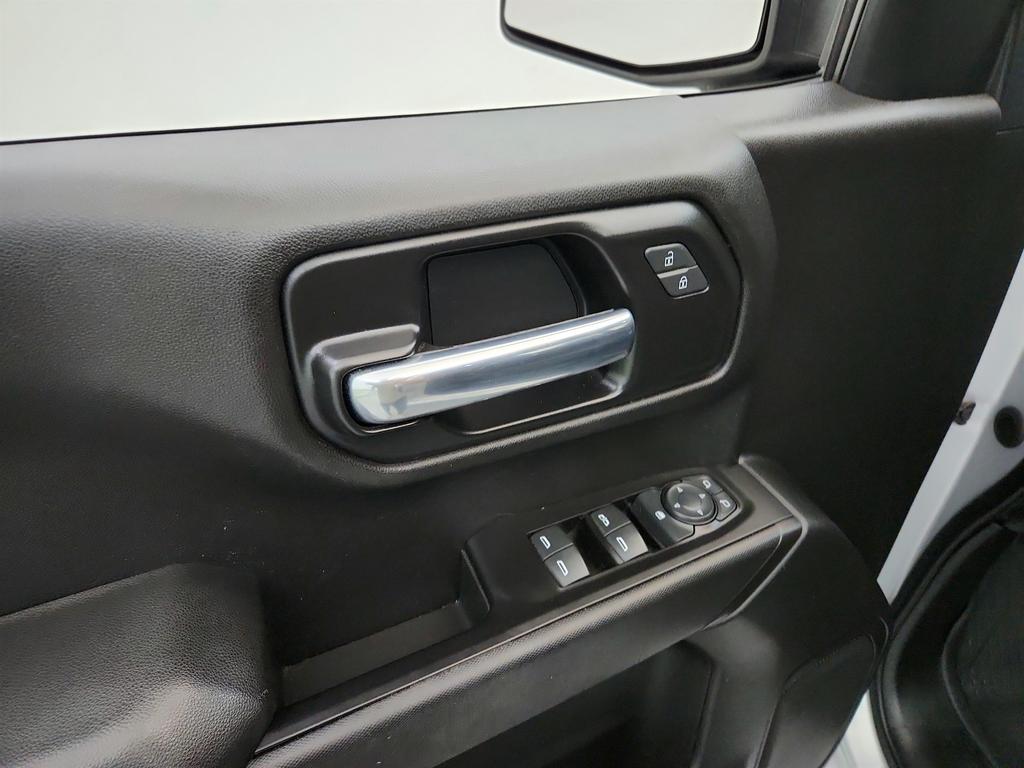 2020 Chevrolet Silverado - $18,695
