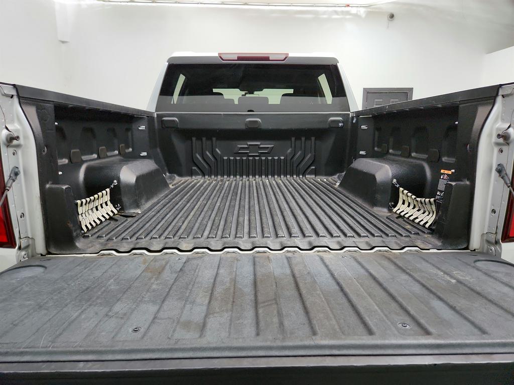 2020 Chevrolet Silverado - $18,695