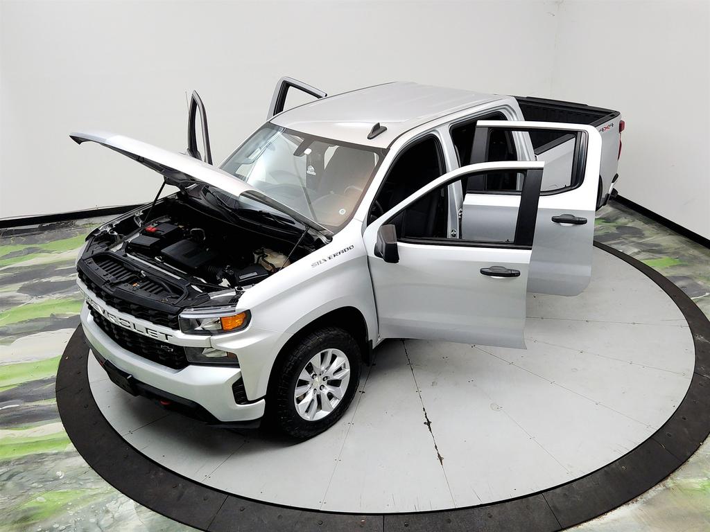 2020 Chevrolet Silverado - $18,695