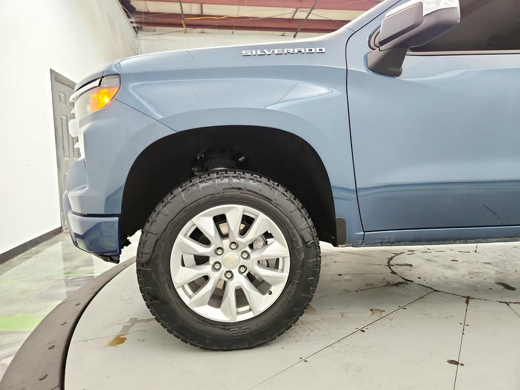 2024 Chevrolet Silverado