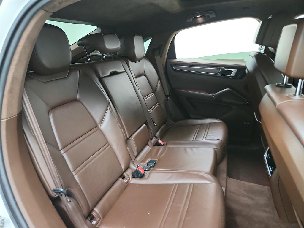 2021 Porsche Cayenne - $49,995