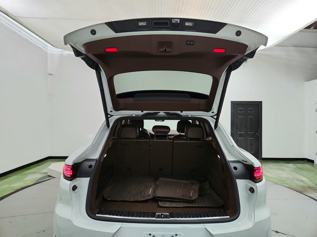 2021 Porsche Cayenne - $49,995