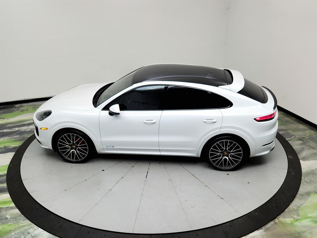 2021 Porsche Cayenne - $49,995