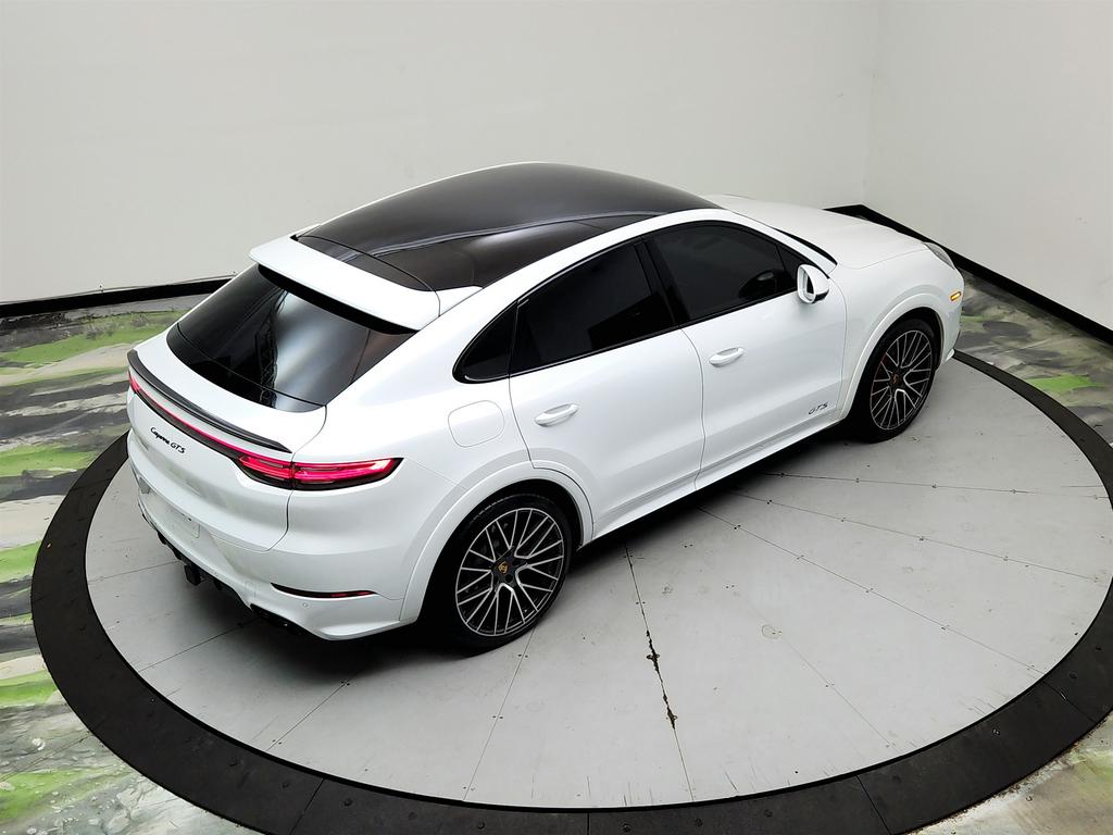 2021 Porsche Cayenne - $49,995
