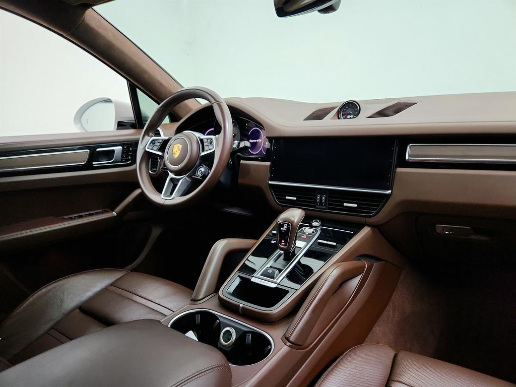 2021 Porsche Cayenne - $49,995