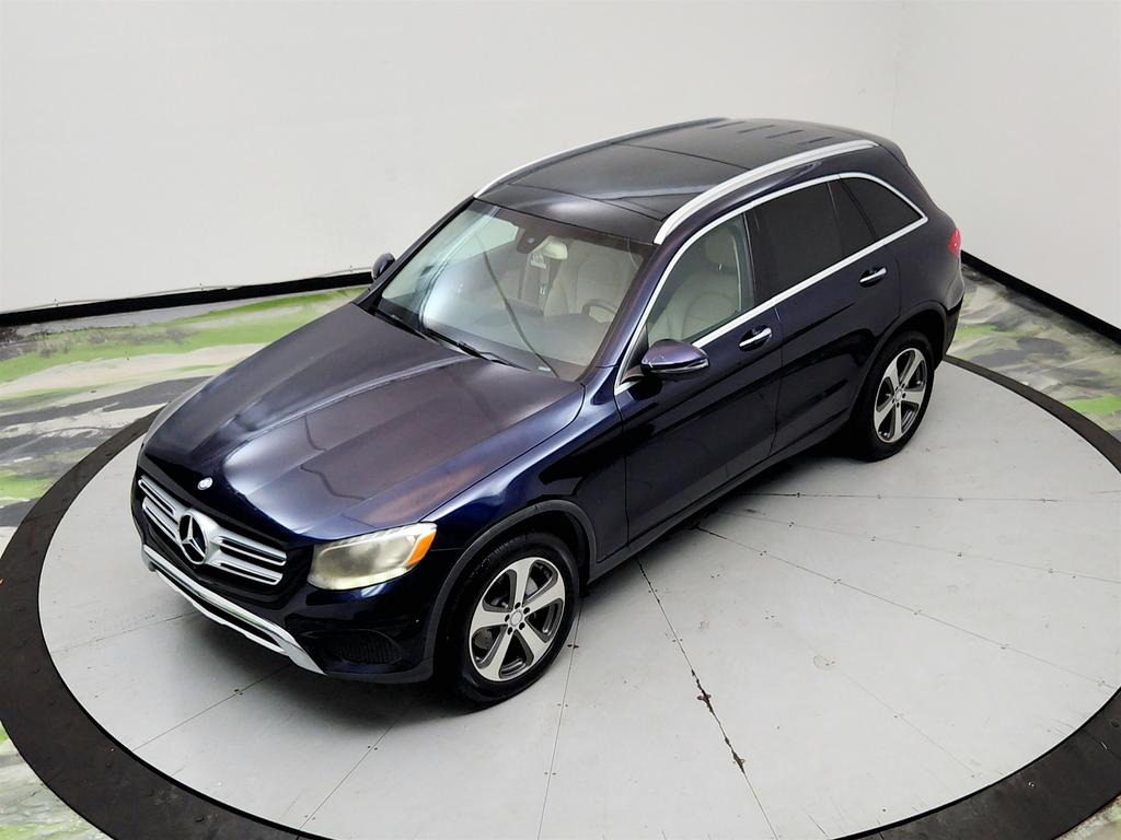 2016 Mercedes-Benz C-Class - $9,945
