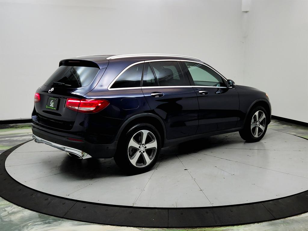 2016 Mercedes-Benz C-Class - $9,945
