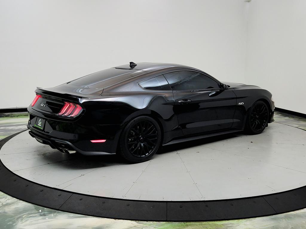 2021 Ford Mustang - $31,795