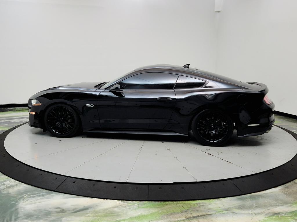 2021 Ford Mustang - $31,795
