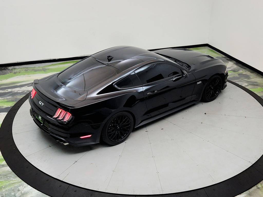 2021 Ford Mustang - $31,795