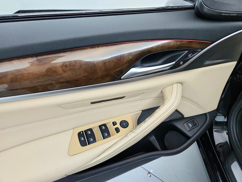 2018 BMW 540i