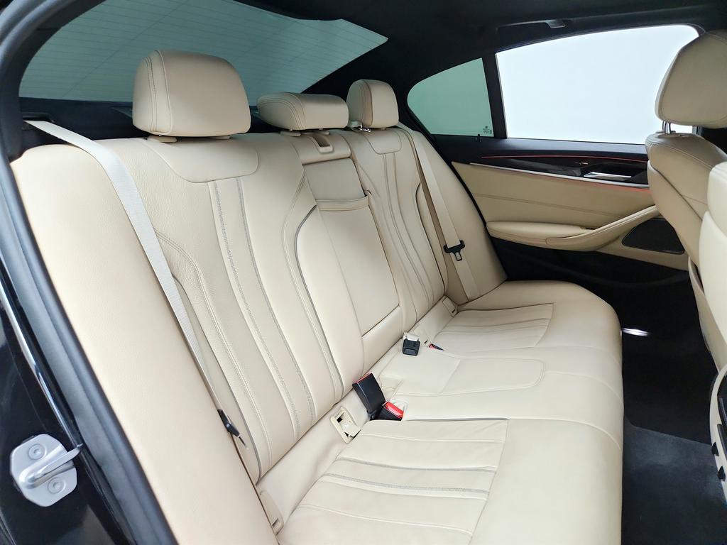 2018 BMW 540i