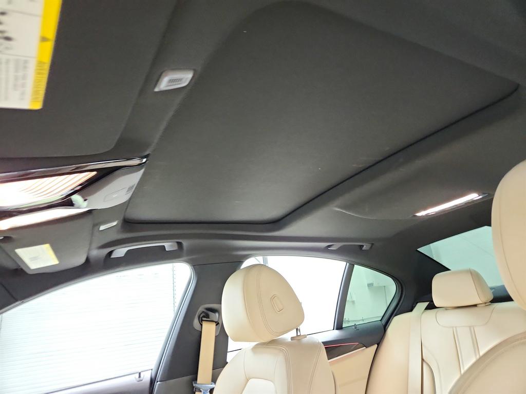 2018 BMW 540i