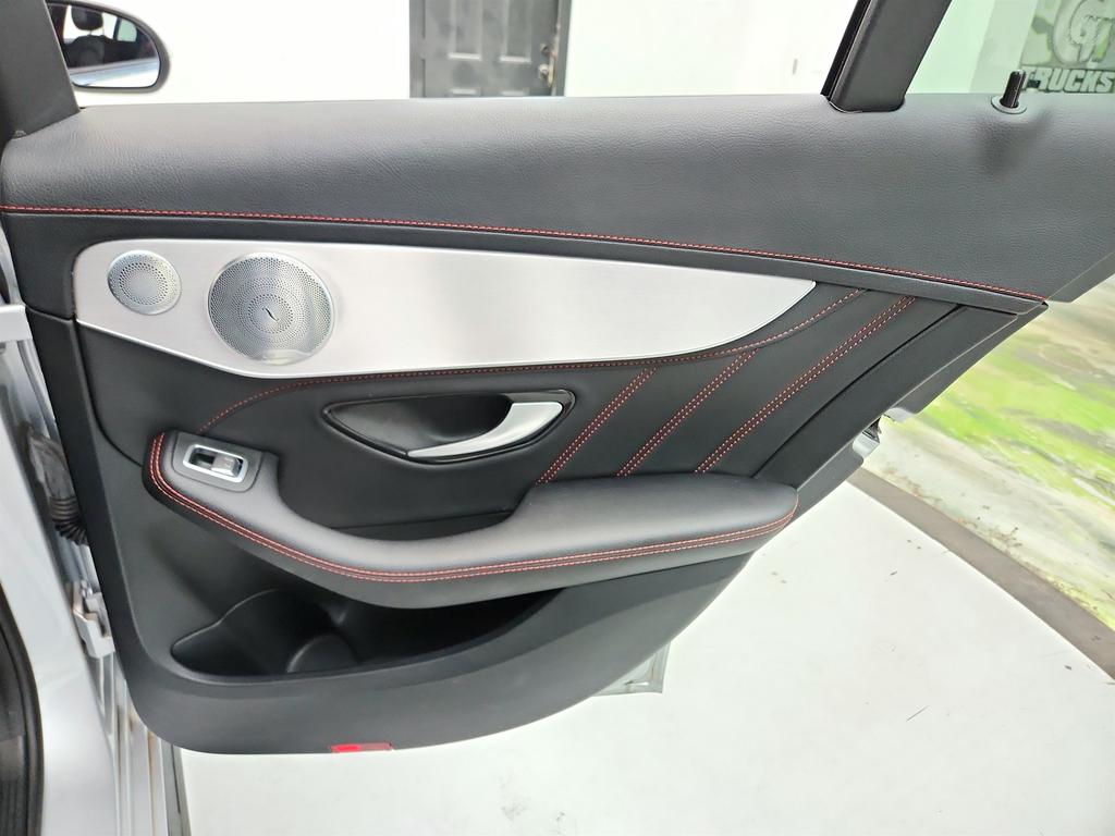 2021 Mercedes-Benz C-Class