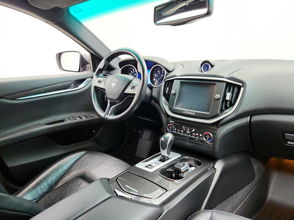 2016 Maserati Ghibli