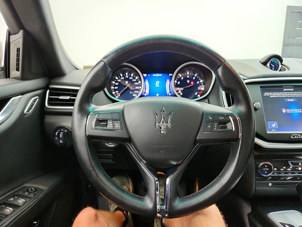 2016 Maserati Ghibli