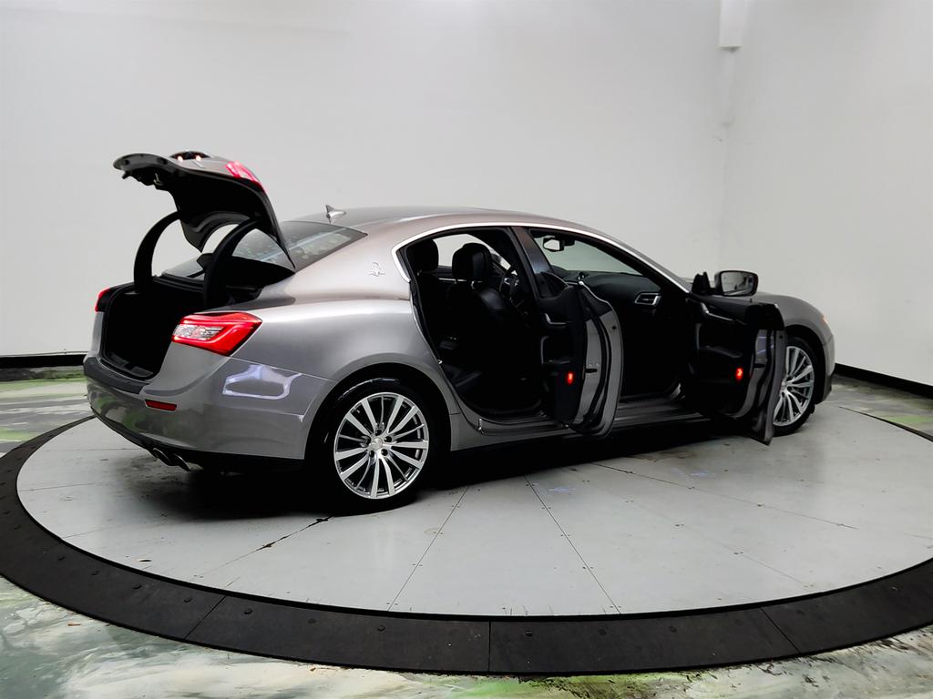 2016 Maserati Ghibli