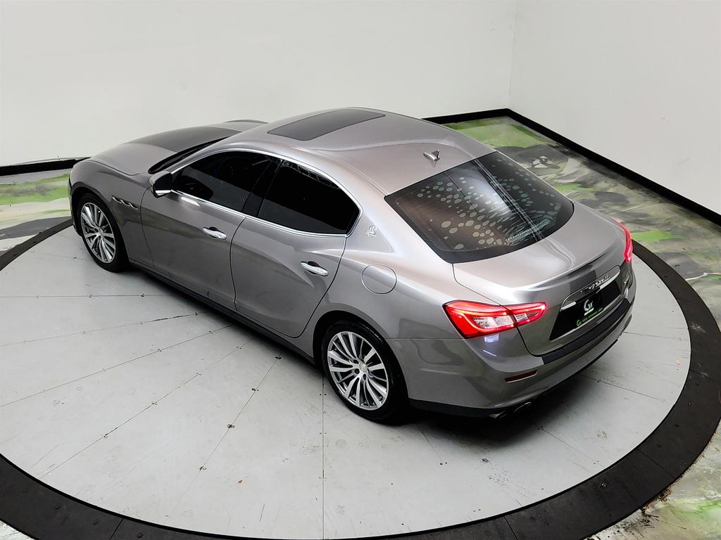 2016 Maserati Ghibli