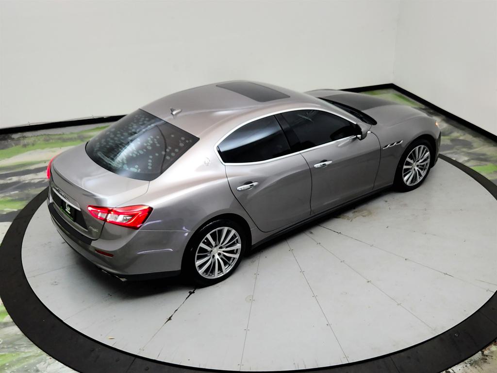 2016 Maserati Ghibli