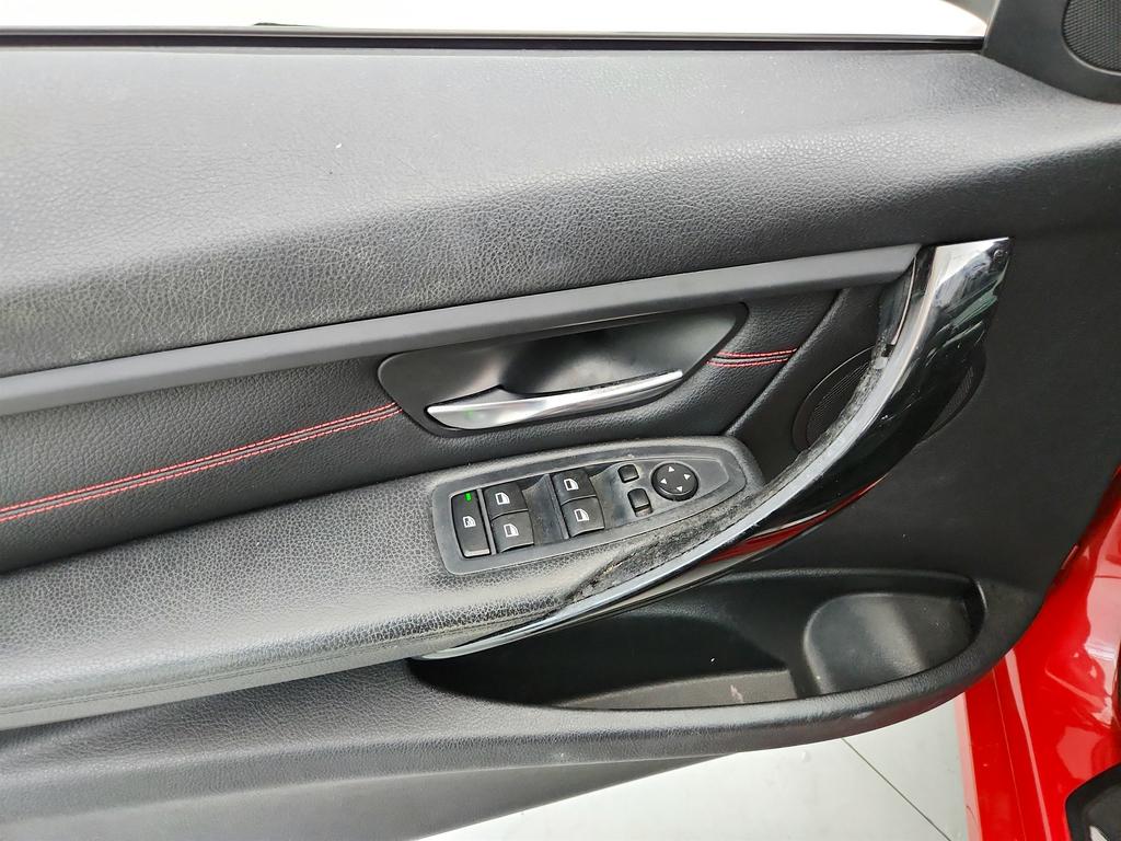 2012 BMW 328i