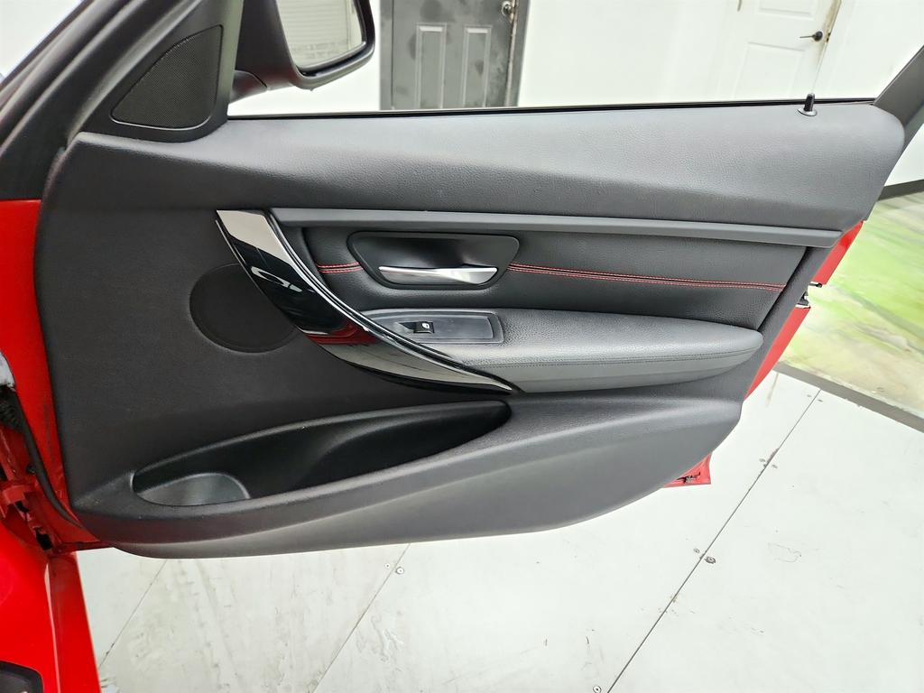 2012 BMW 328i