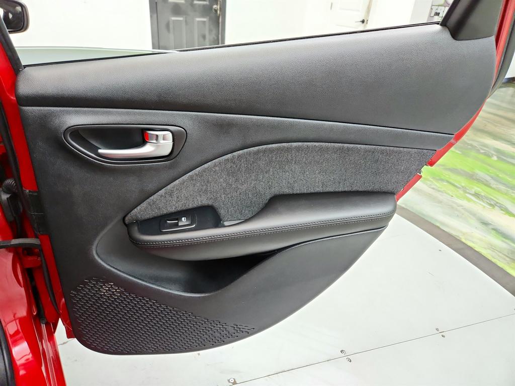 2013 Dodge Dart - $4,995