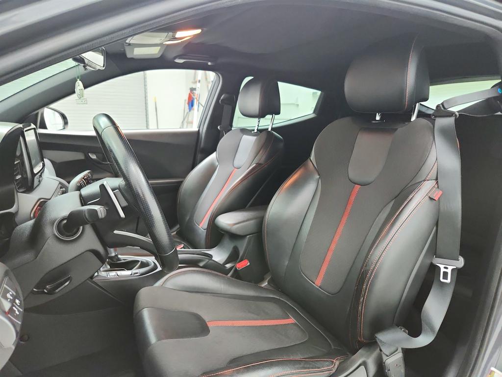 2019 Hyundai Veloster - $11,495