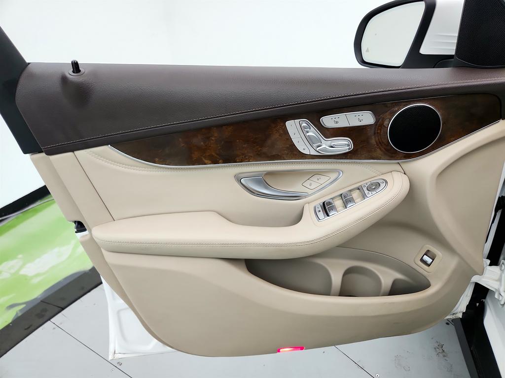 2018 Mercedes-Benz C-Class