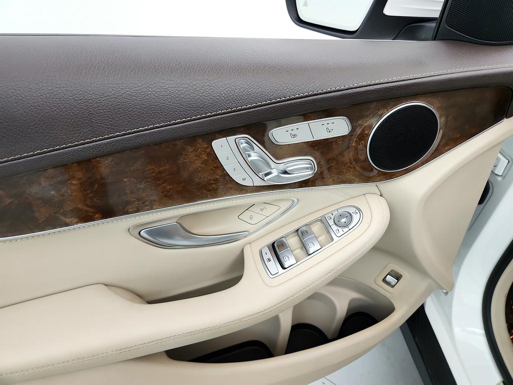 2018 Mercedes-Benz C-Class