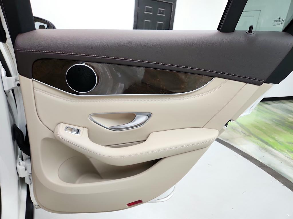 2018 Mercedes-Benz C-Class