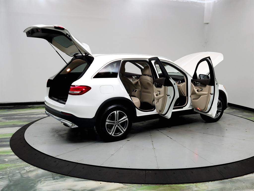 2018 Mercedes-Benz C-Class