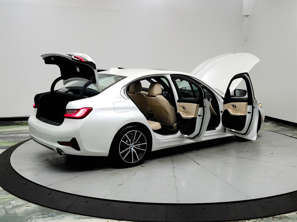 2021 BMW 330i - $18,850