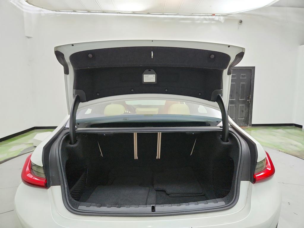 2021 BMW 330i - $18,850