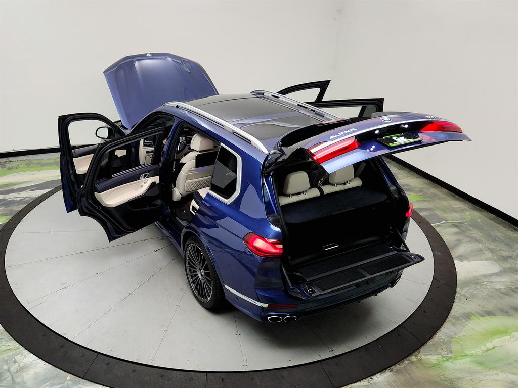 2022 BMW X7 - $67,595