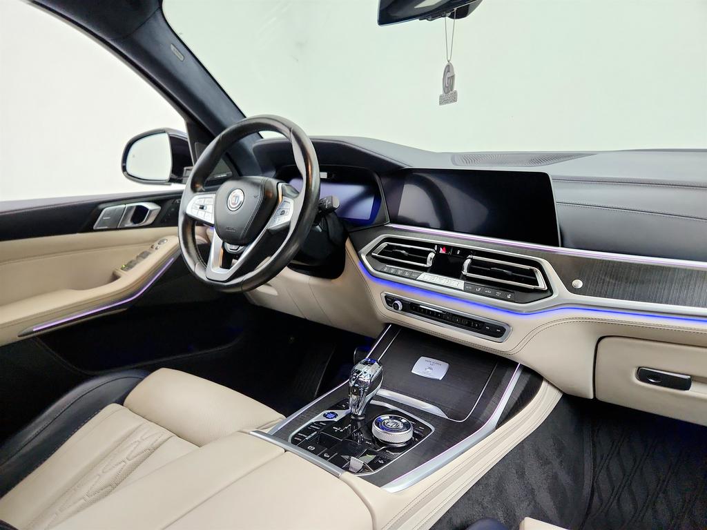 2022 BMW X7 - $67,595